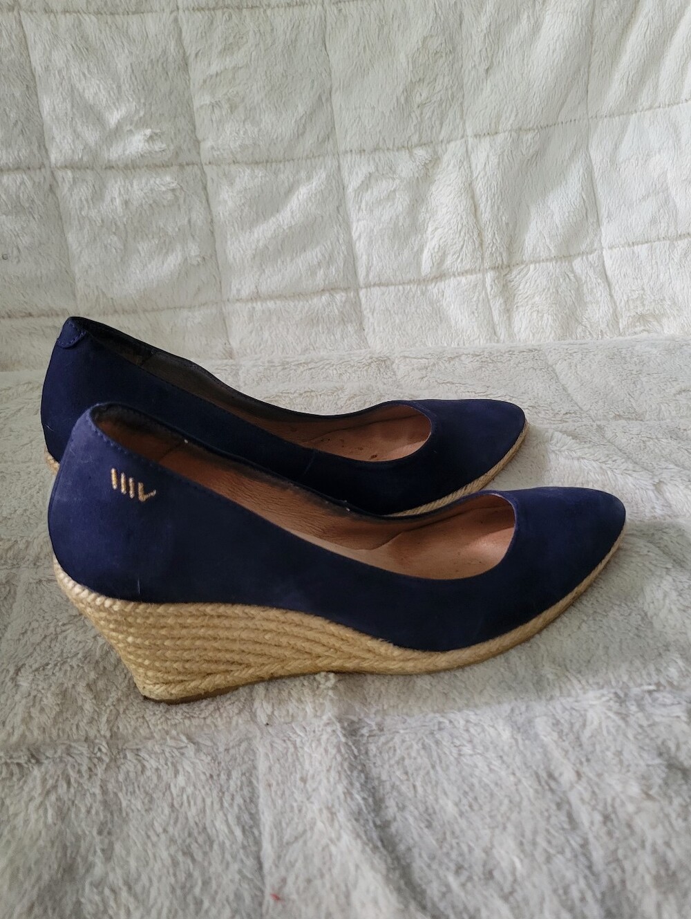 Wedge Espadrille Pumps in Navy Suede - Brand: Viscata Barcelona Sz 39 US 8.5